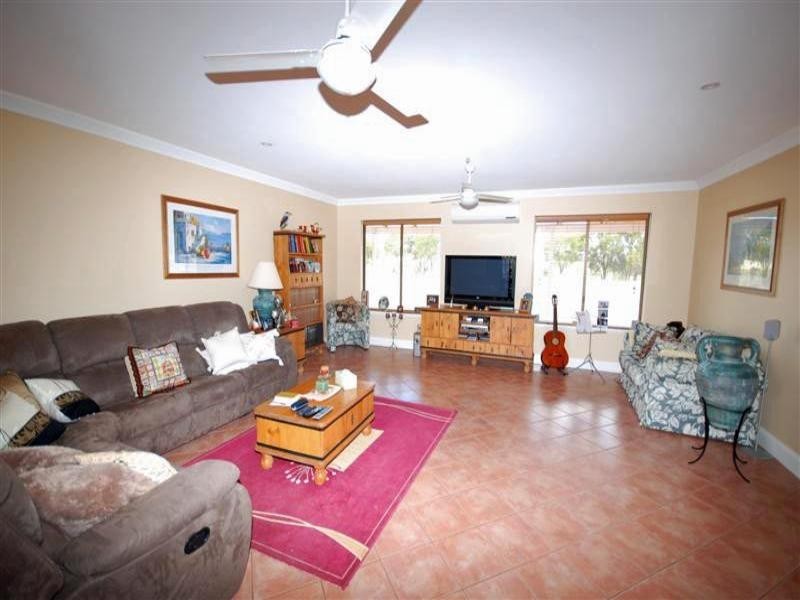 14 Lord Street, Popanyinning WA 6309