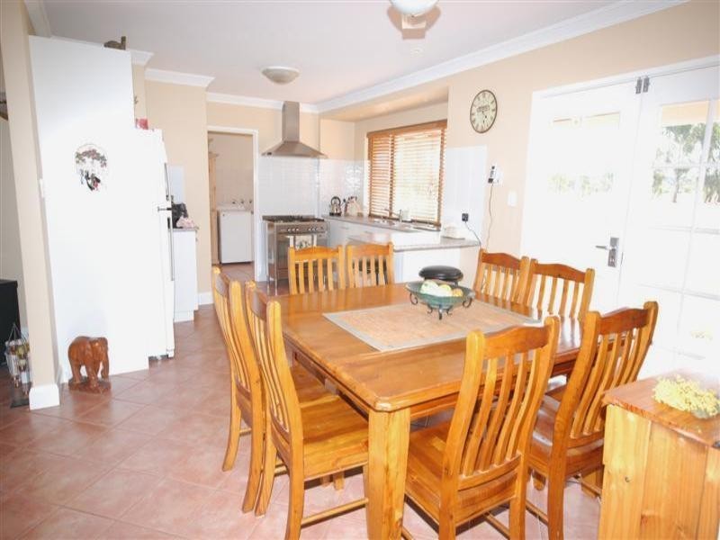 14 Lord Street, Popanyinning WA 6309