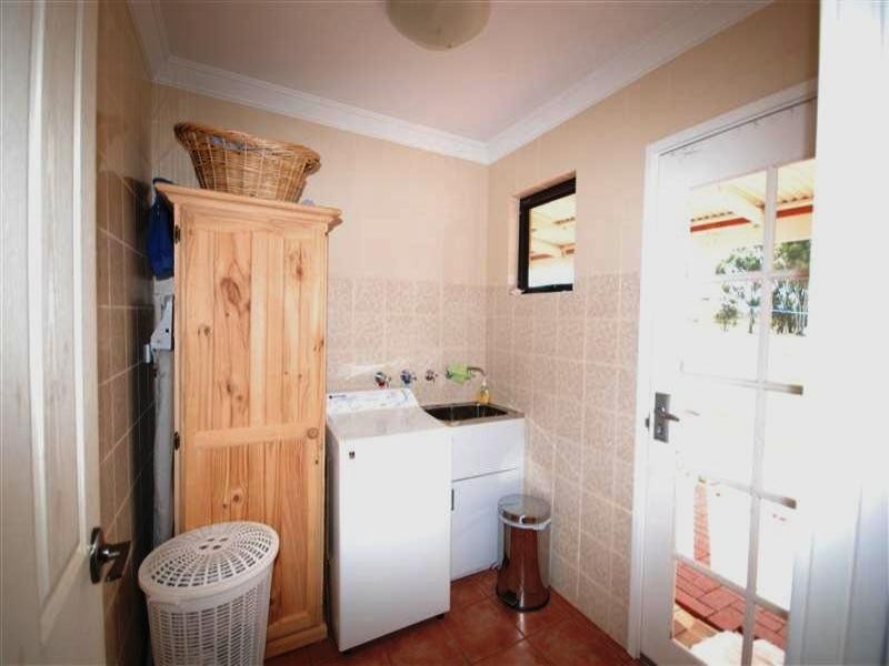 14 Lord Street, Popanyinning WA 6309