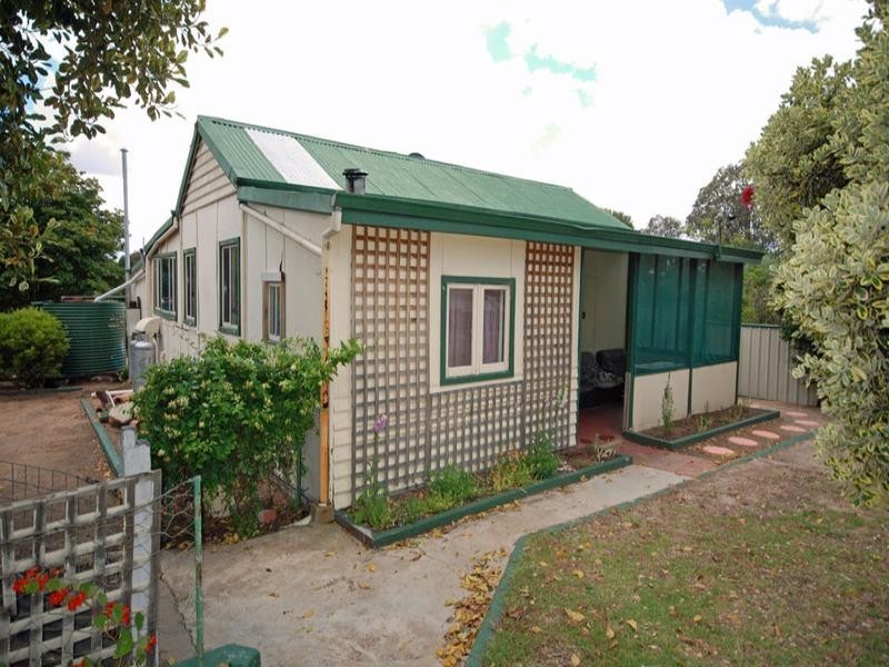 60 Lock Street, Narrogin WA 6312