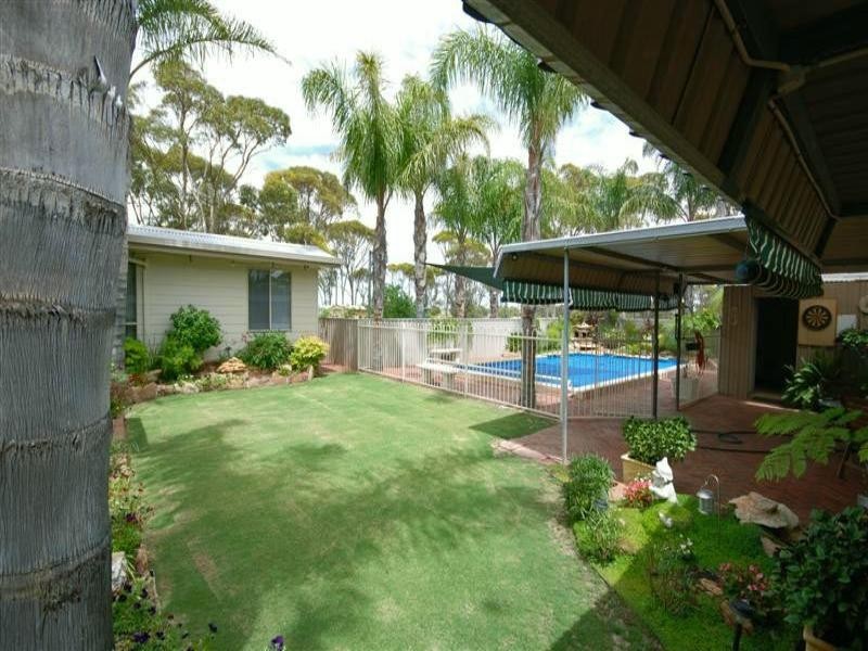 Lot 8 Pederah East Road, Karlgarin WA 6358