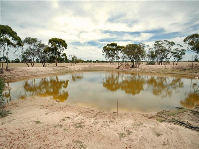 Lot 8 Pederah East Road, Karlgarin WA 6358