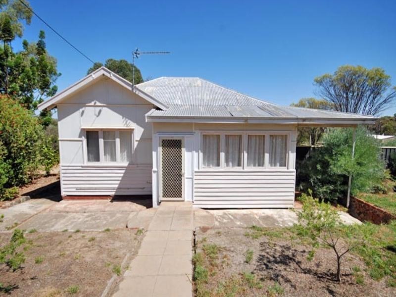 28 Butler Street, Narrogin WA 6312