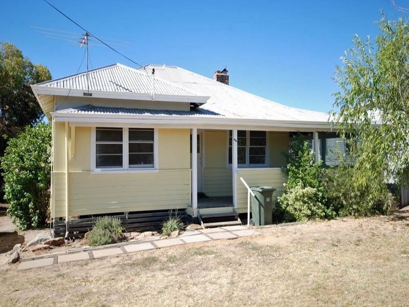 75 Fox Street, Narrogin WA 6312