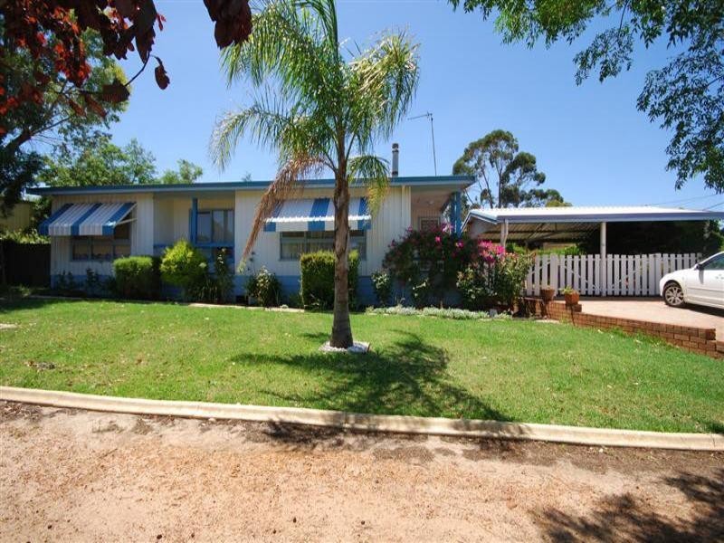 51 Havelock Street, Narrogin WA 6312