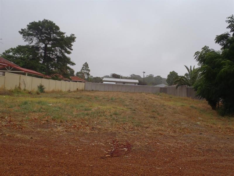 4 Clark Street, Narrogin WA 6312