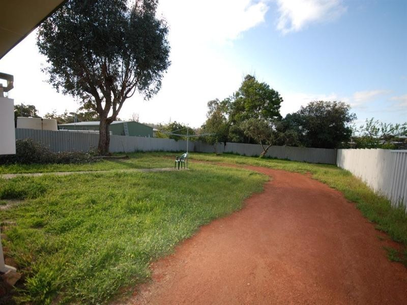 56 Hough Street, Narrogin WA 6312