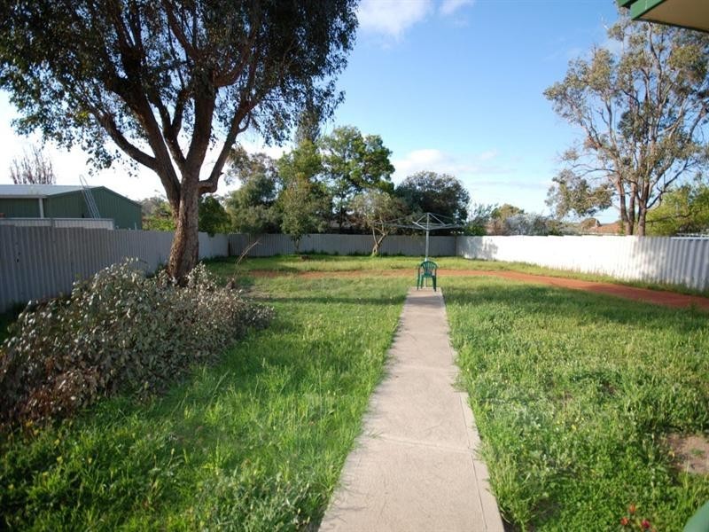 56 Hough Street, Narrogin WA 6312
