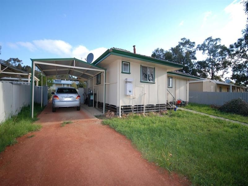 56 Hough Street, Narrogin WA 6312