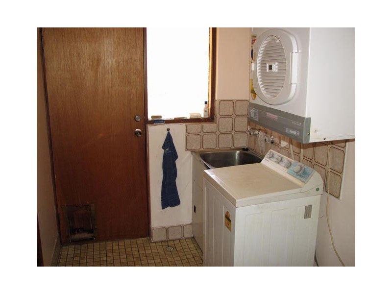 2 Hough Street, Narrogin WA 6312