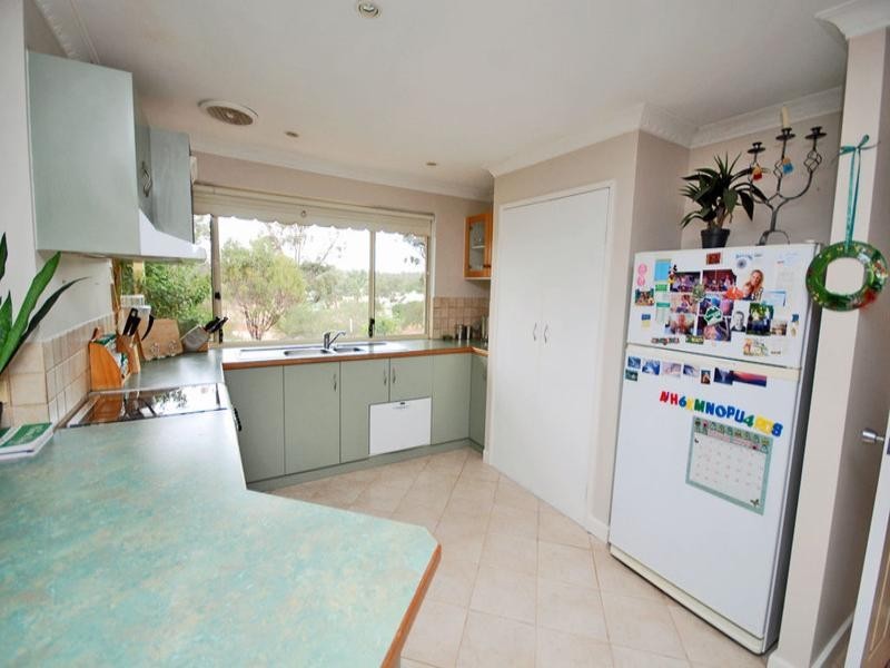 16 McCormick Way, Narrogin WA 6312