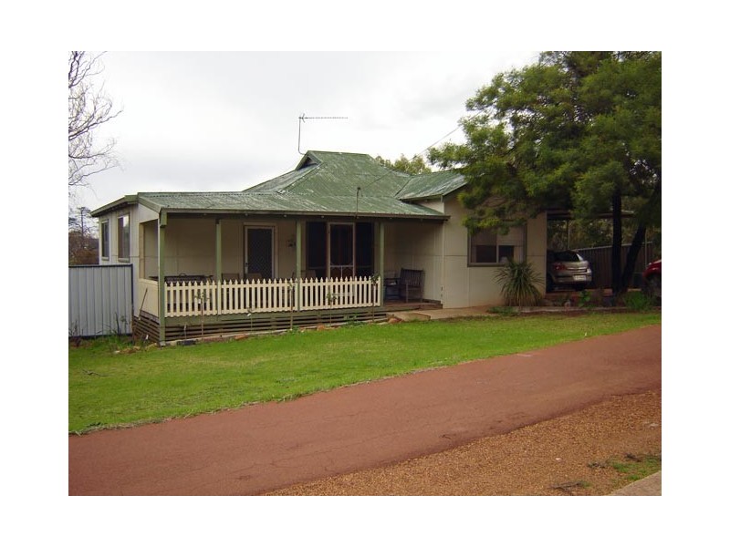 30 Butler Street, Narrogin WA 6312