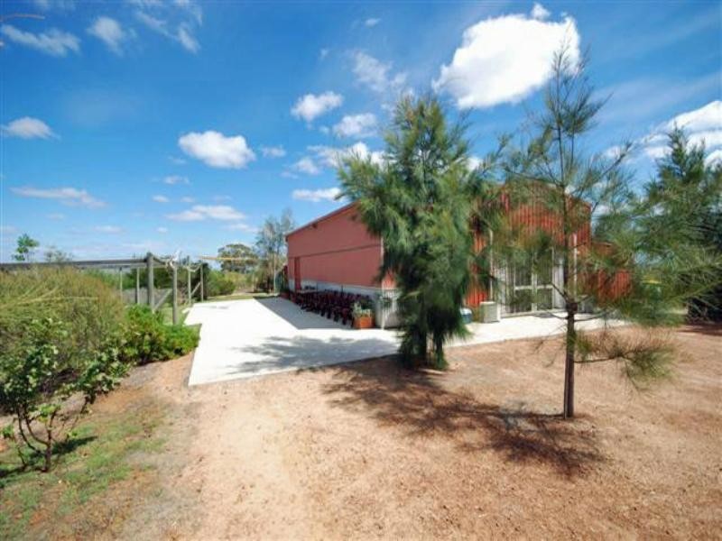 5 Maitland Street, Beverley WA 6304