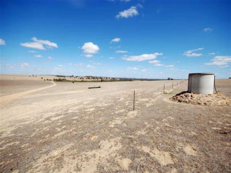 5 Maitland Street, Beverley WA 6304