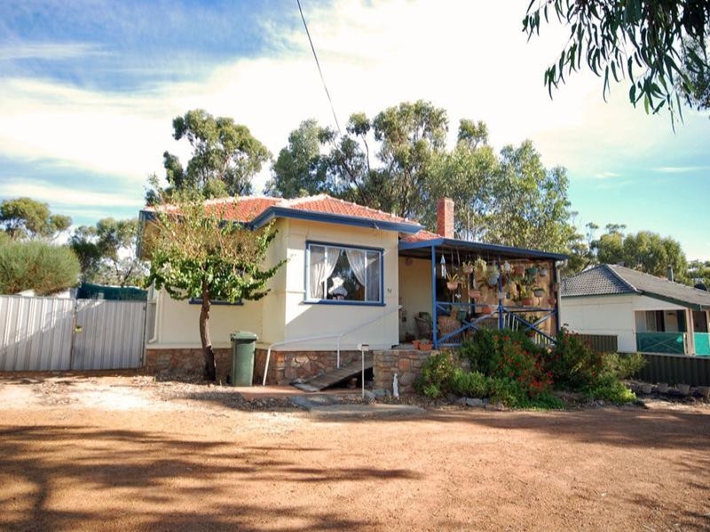 51 Park Street, Pingelly WA 6308