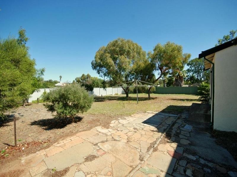 38 Grant Street, Narrogin WA 6312