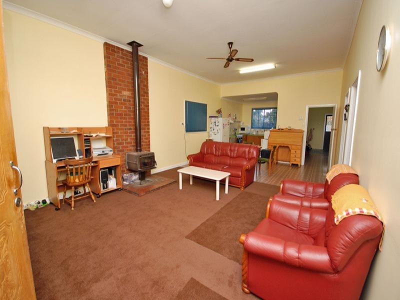 37 Doney Street, Narrogin WA 6312