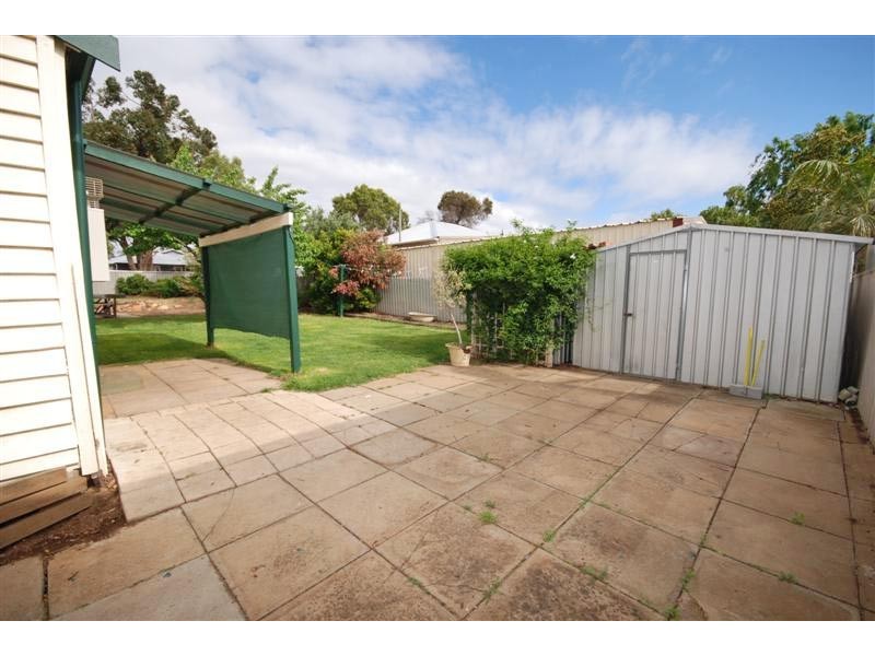 28 Furnival Street, Narrogin WA 6312