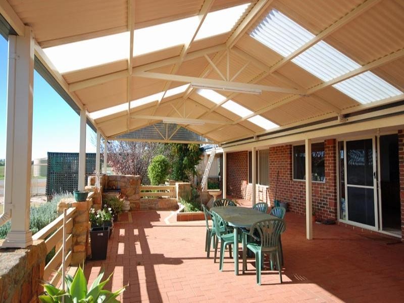 84 Pingelly Heights Road, Pingelly WA 6308