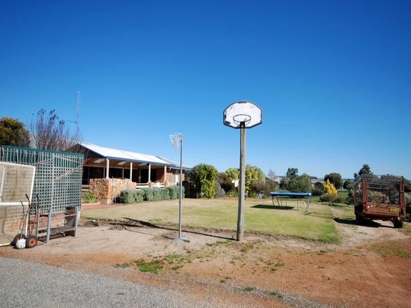 84 Pingelly Heights Road, Pingelly WA 6308