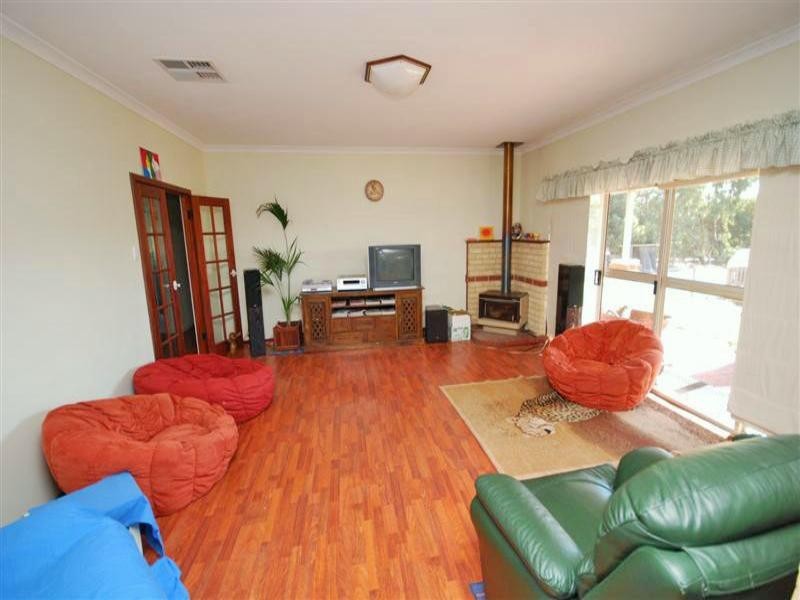 61 Katta Road, Narrogin WA 6312