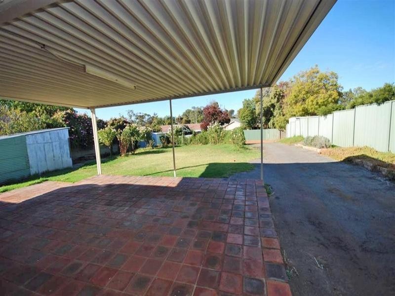 69 Williams Road, Narrogin WA 6312