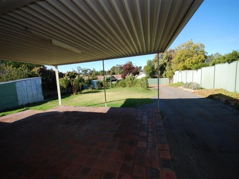 69 Williams Road, Narrogin WA 6312