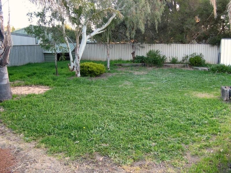 17 Lock Street, Narrogin WA 6312