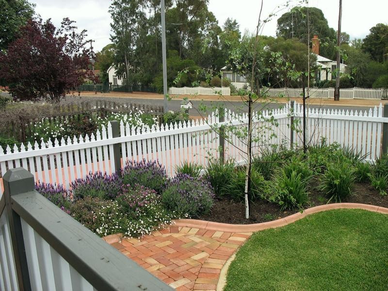 20 Hansard Street, Narrogin WA 6312