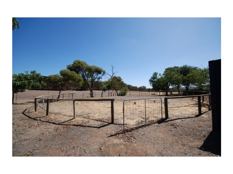 1 Springhill Road, Cuballing WA 6311