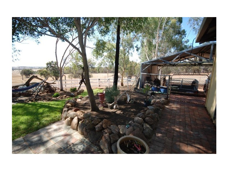 1 Springhill Road, Cuballing WA 6311