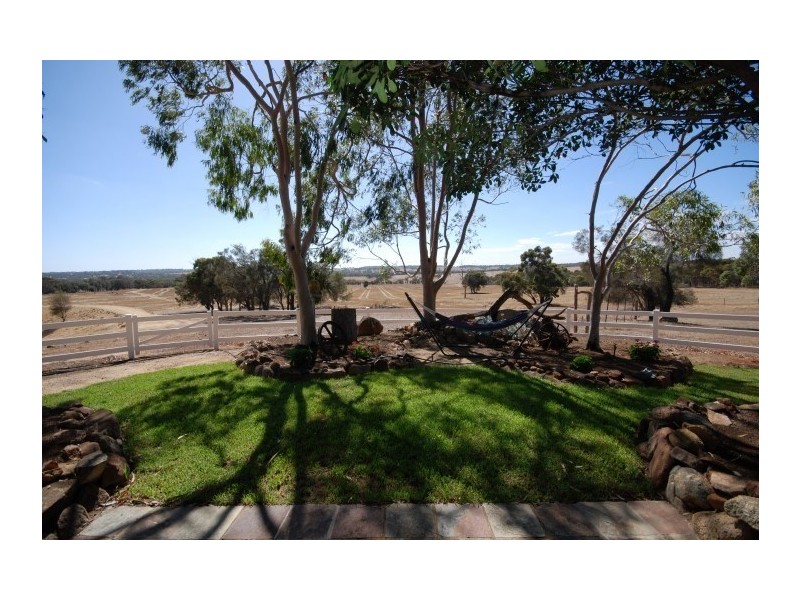 1 Springhill Road, Cuballing WA 6311