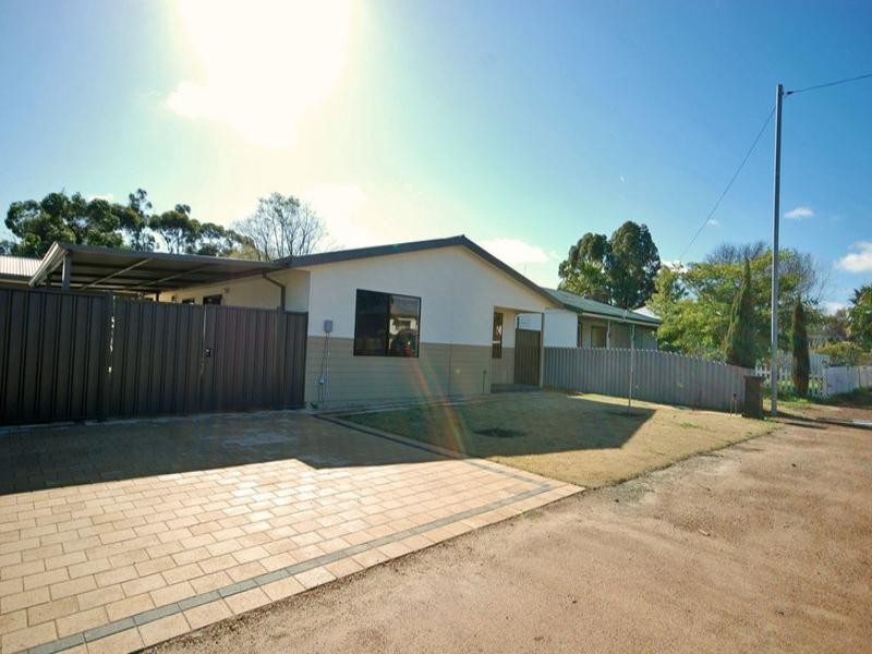 57 Fox Street, Narrogin WA 6312