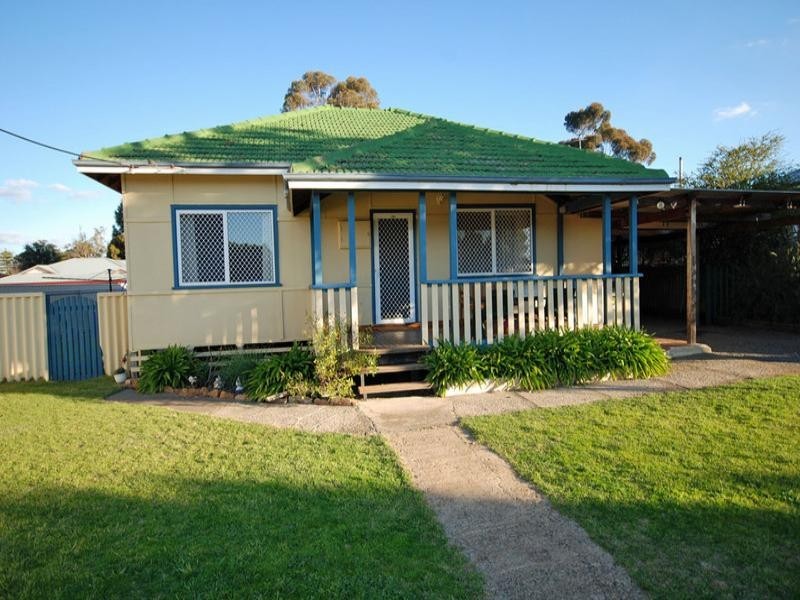 65 Ensign Street, Narrogin WA 6312