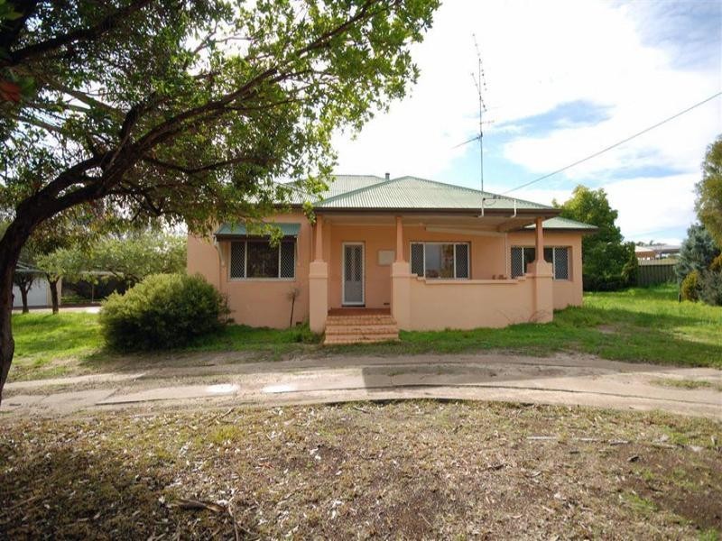 23 Hansard Street, Narrogin WA 6312