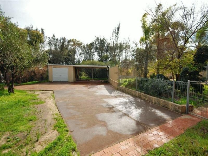 23 Hansard Street, Narrogin WA 6312