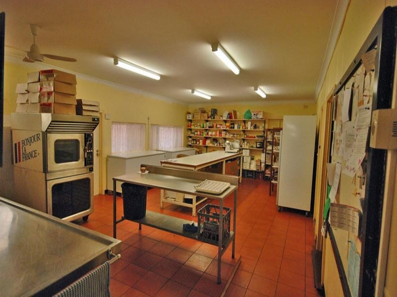 24 Egerton Street, Narrogin WA 6312