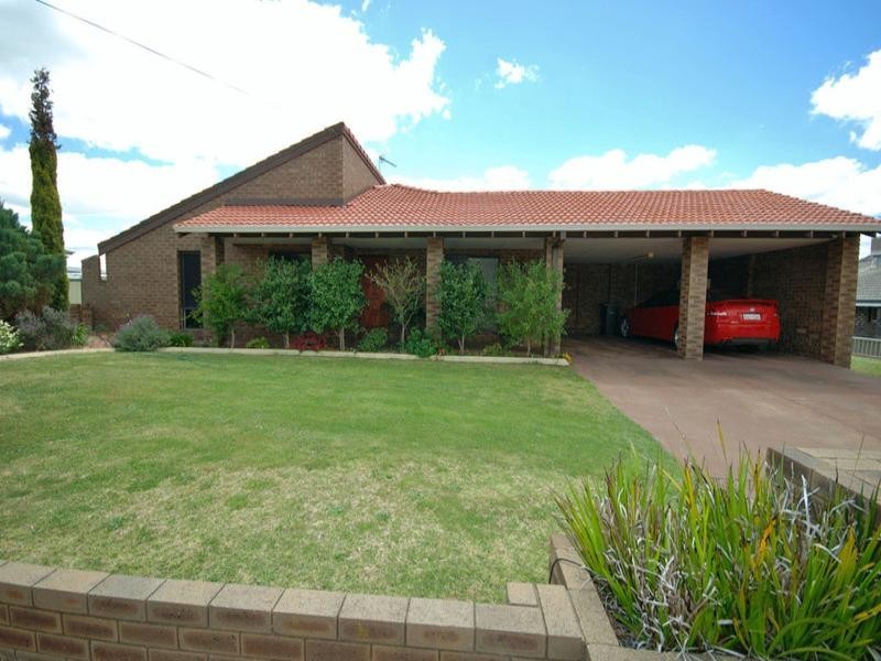 4 Hough Street, Narrogin WA 6312