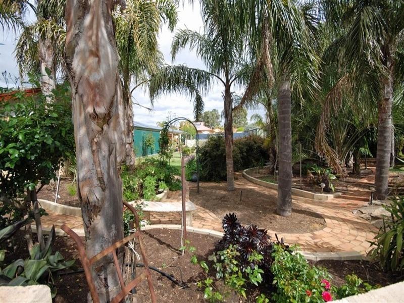 11 Florence Avenue, Narrogin WA 6312