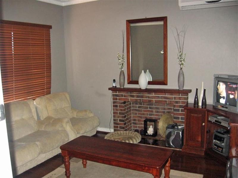 11 Burns Street, Narrogin WA 6312