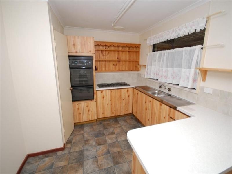 2 Rosselloty Street, Williams WA 6391