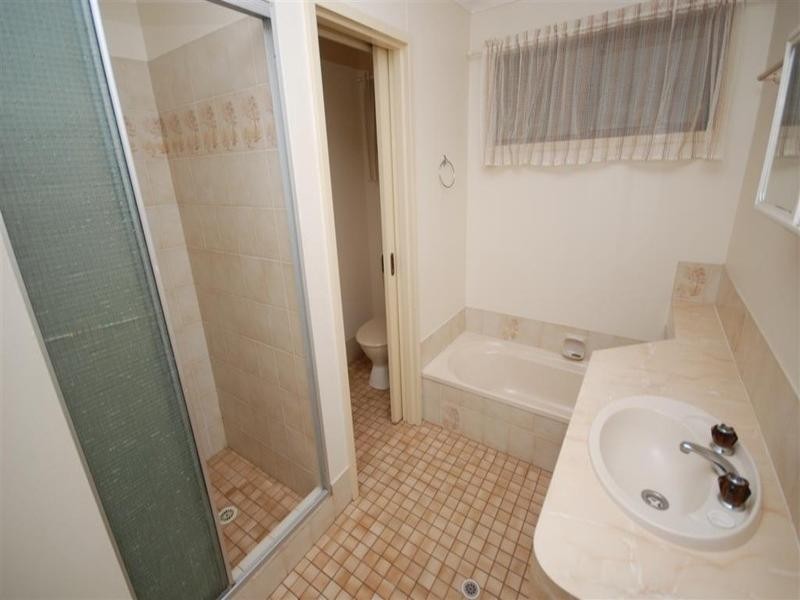 2 Rosselloty Street, Williams WA 6391