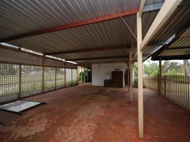 2 Rosselloty Street, Williams WA 6391