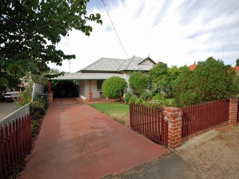 50 Ensign Street, Narrogin WA 6312