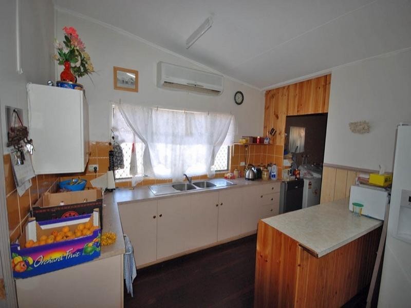 13 Dickens Street, Pingelly WA 6308