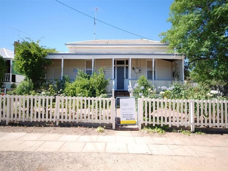 2 Falcon Street, Narrogin WA 6312