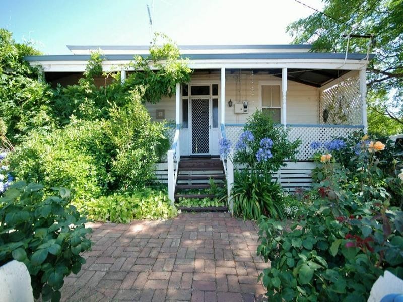 2 Falcon Street, Narrogin WA 6312