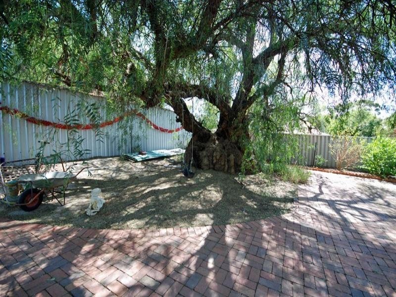 2 Falcon Street, Narrogin WA 6312