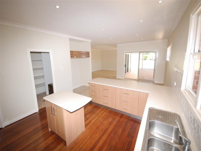 16 Glyde Street, Narrogin WA 6312