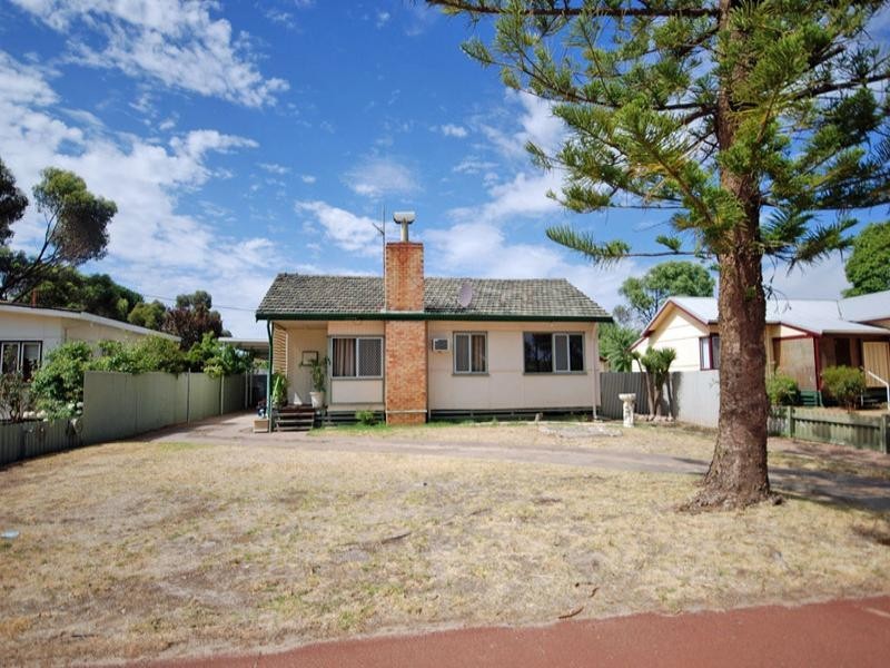 48 Bannister Street, Narrogin WA 6312